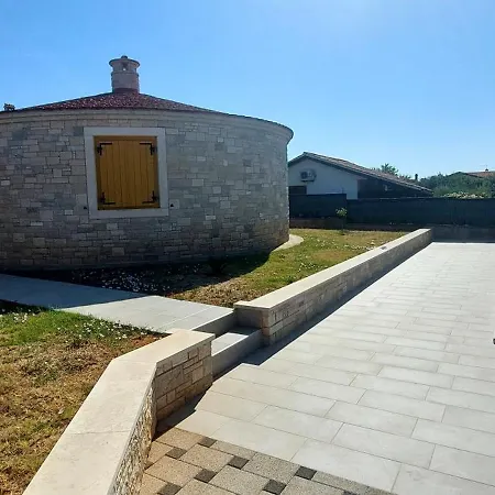 Belavic - Kazuni Peruški