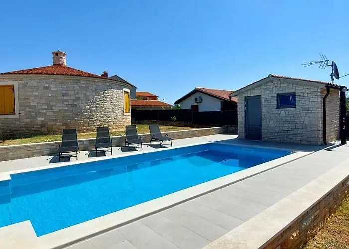 Belavic - Kazuni 아파트 *