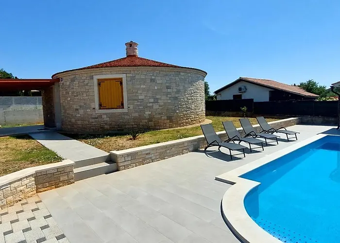 Belavic - Kazuni Appartement