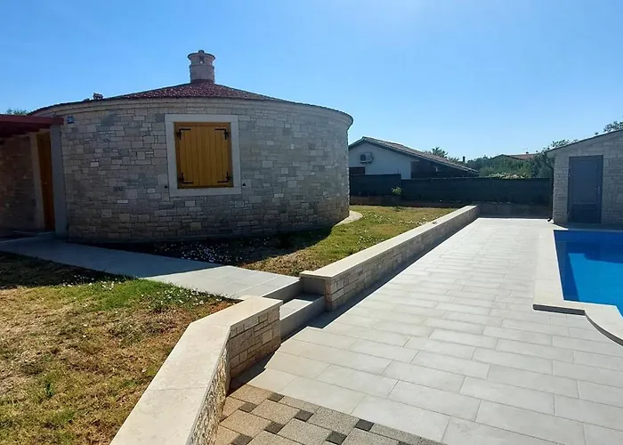 Belavic - Kazuni Peruški